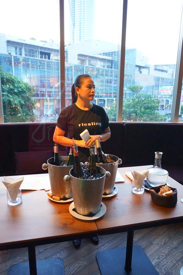 รีวิว งาน Bangkok Summer of Riesling 2016 ไวน์ดีๆสดชื่นรับฤดูร้อน ...