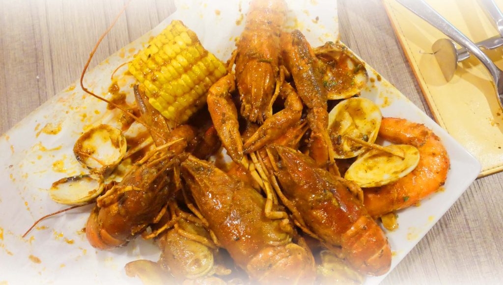 พบกับเทศกาลกุ้งถังกุ้งเครย์ฟิช พร้อมอาหารทะเลไม่อั้น ที่ เดอะ สแควร์ โนโวเทล กรุงเทพ อิมแพ็ค