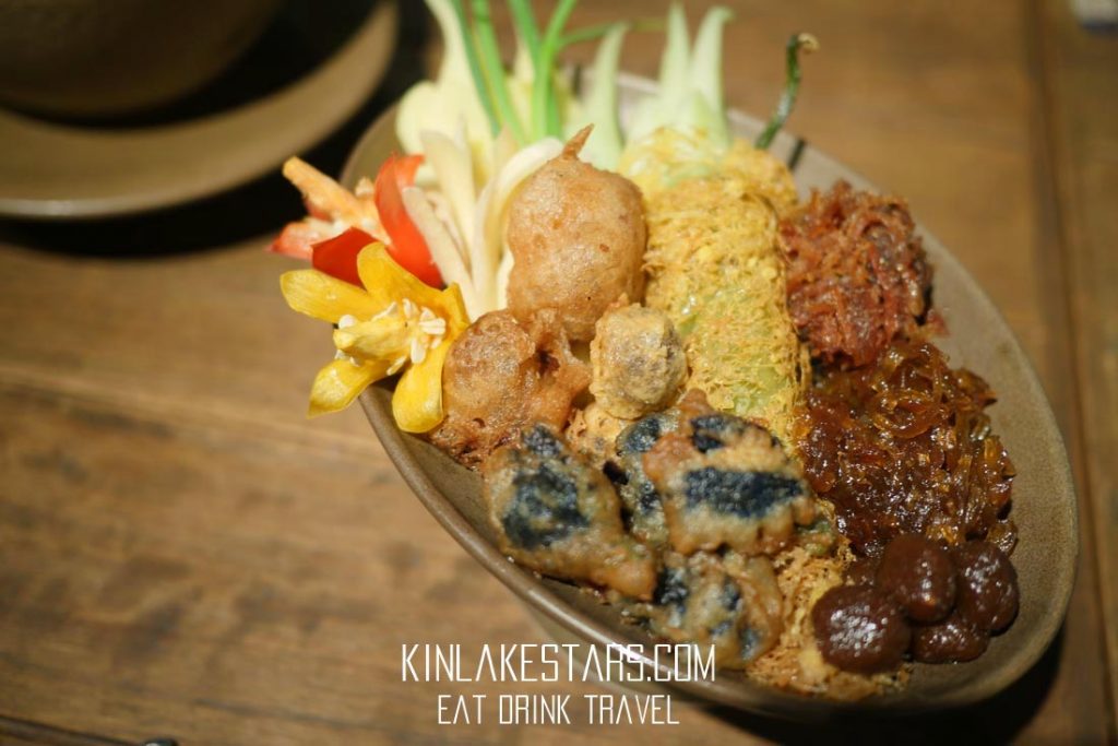 คลายร้อนตลอดเมษายนนี้ ด้วยข้าวแช่สำรับเอกแห่งฤดูร้อนส่งตรงถึงบ้านคุณ จากห้องอาหารศาลาไทย โนโวเทล สุวรรณภูมิ แอร์พอร์ต