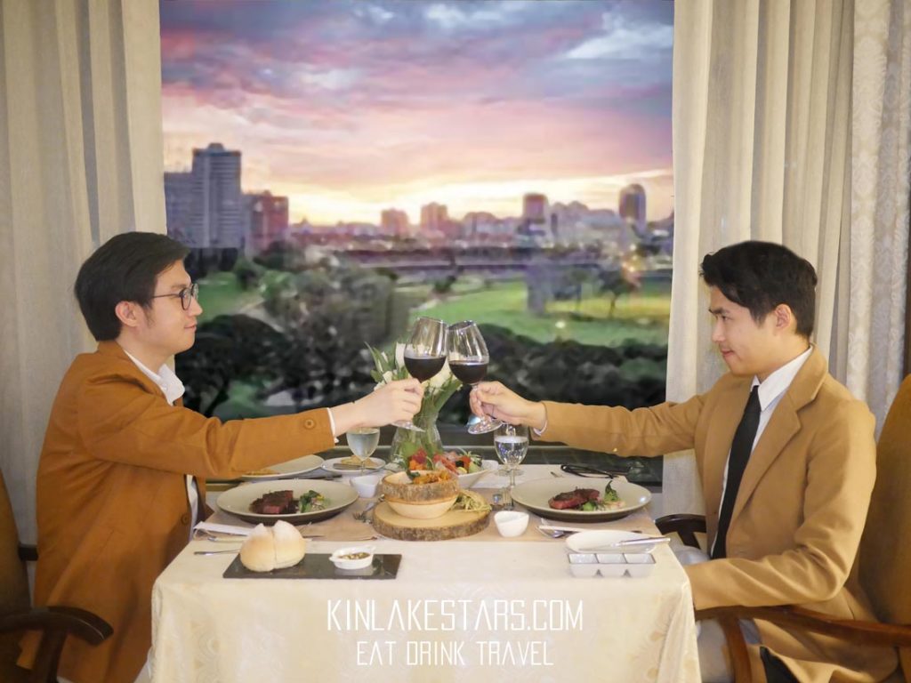 อิ่มอร่อยกับอาหารจากทุกอาหารพร้อมเข้าพักห้องสวีทฟรี กับแพคเกจ Live the Suite Life ที่เริ่มต้นเพียงท่านละ 2,500 ณ Anantara Siam Bangkok